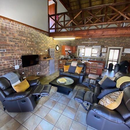 Nghala Self-Catering Holiday Home Marloth Park Buitenkant foto