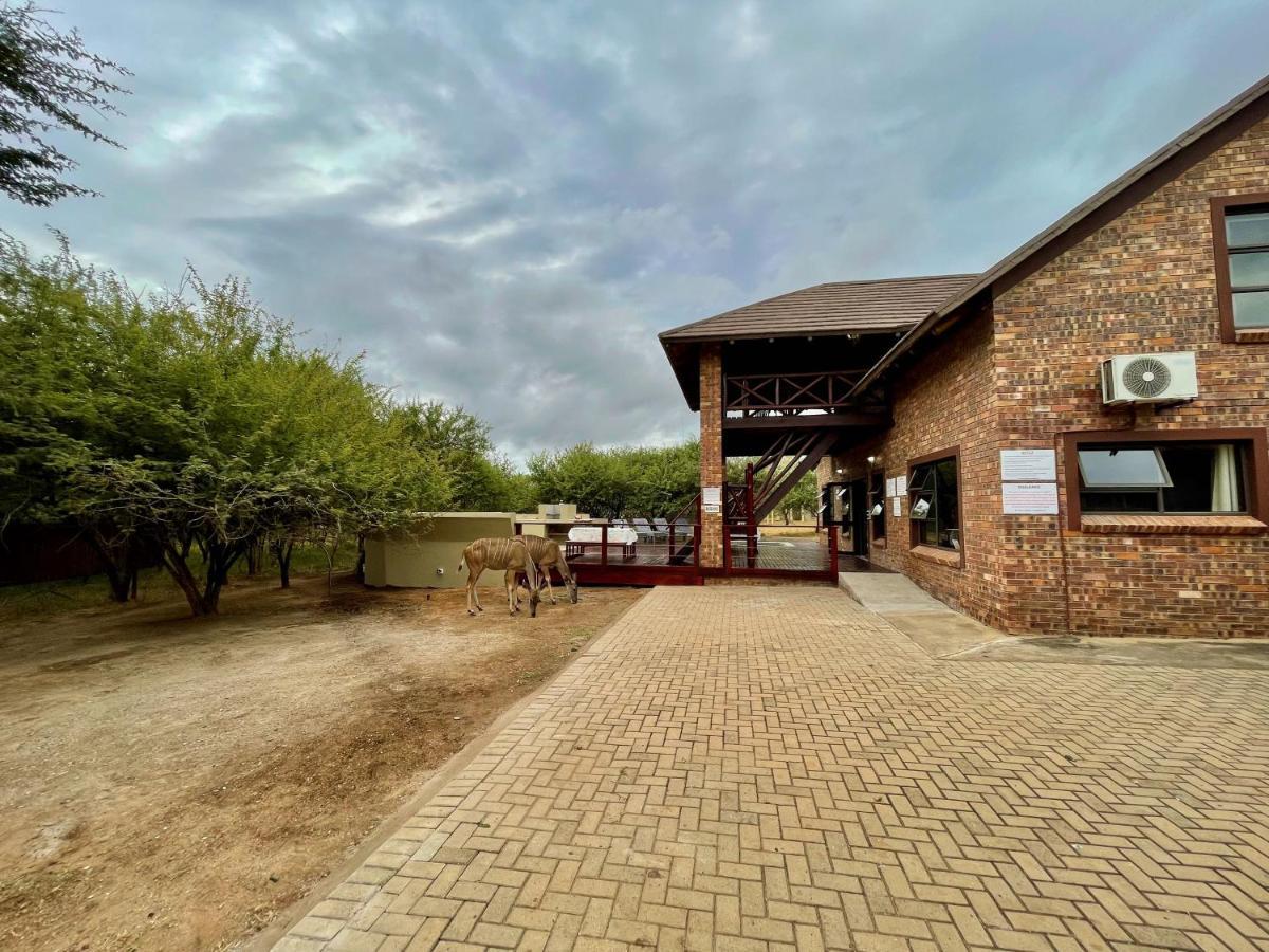 Nghala Self-Catering Holiday Home Marloth Park Buitenkant foto