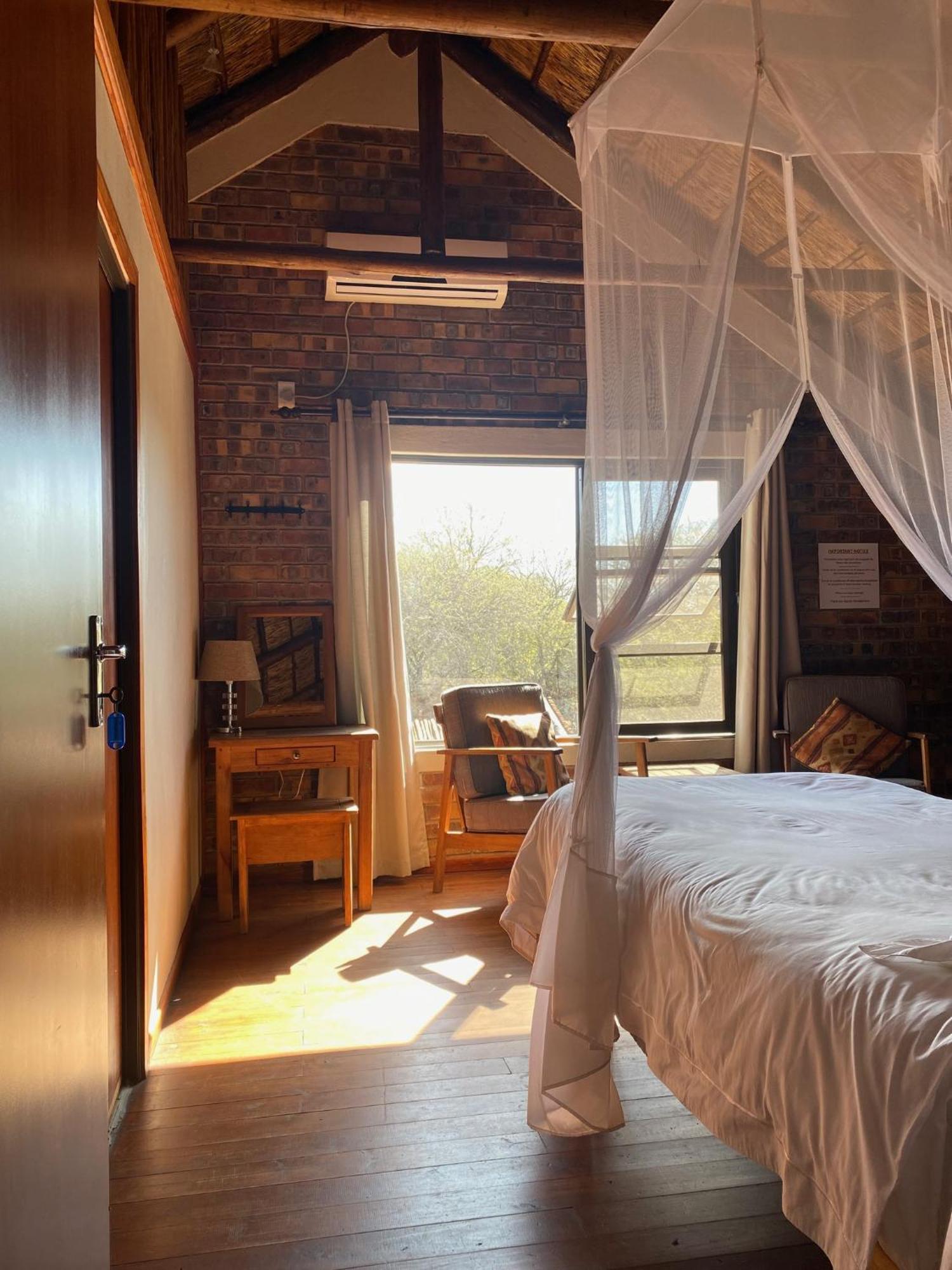 Nghala Self-Catering Holiday Home Marloth Park Buitenkant foto